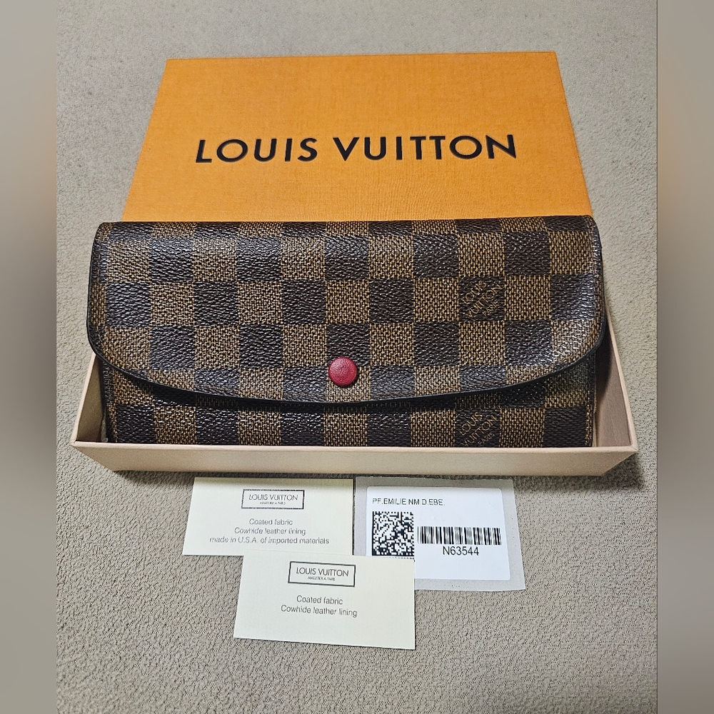 Louis Vuitton Emilie Long wallet - Fuschia